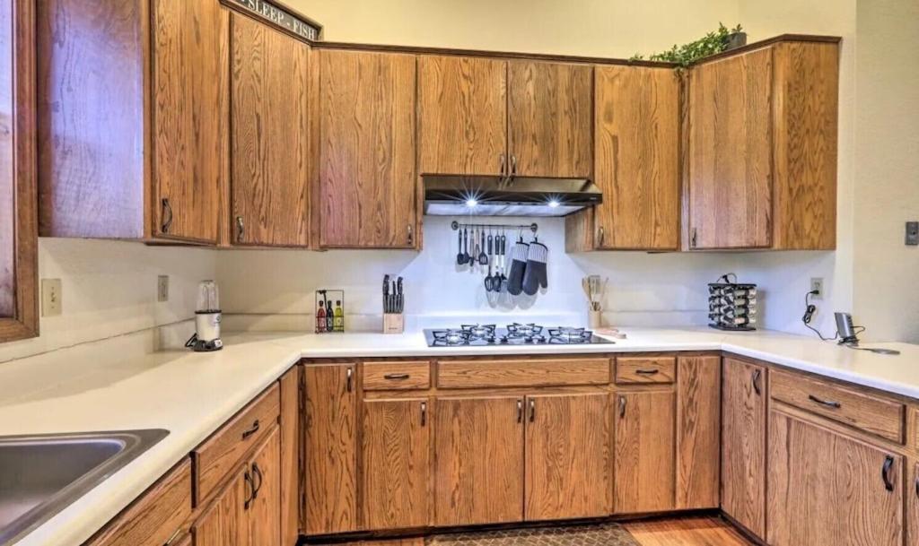 Kathys Cabin, King Bed, Hot Tub, Near-Nau & Downtown Attractions, Perfect Year-Round Mountain Getaway Флагстафф Экстерьер фото